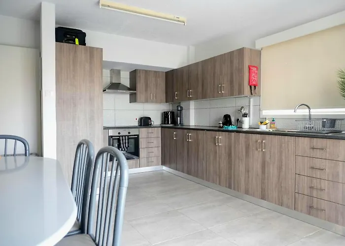 Apartment Kapparis Avenue *